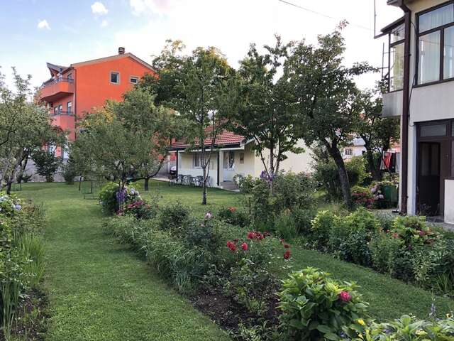 Апартаменты Cvjetni Apartmani Цетине-34